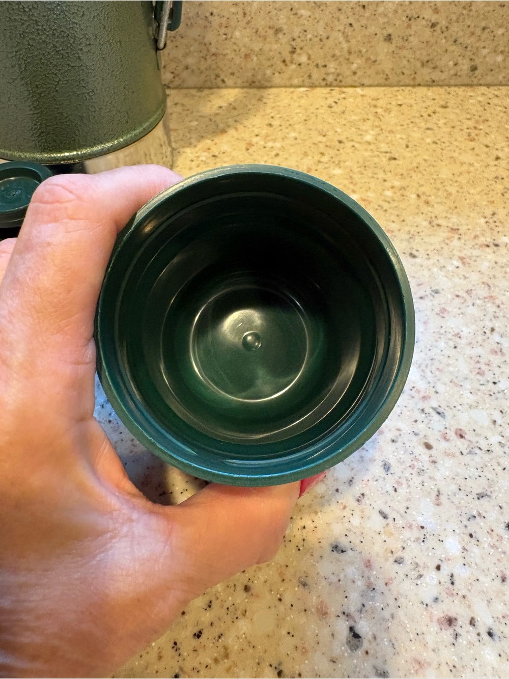 Vintage Aladdin Stanley Model A-944DH 1 Quart Vacuum Bottle, Hammertone Green - Picture 7 of 9